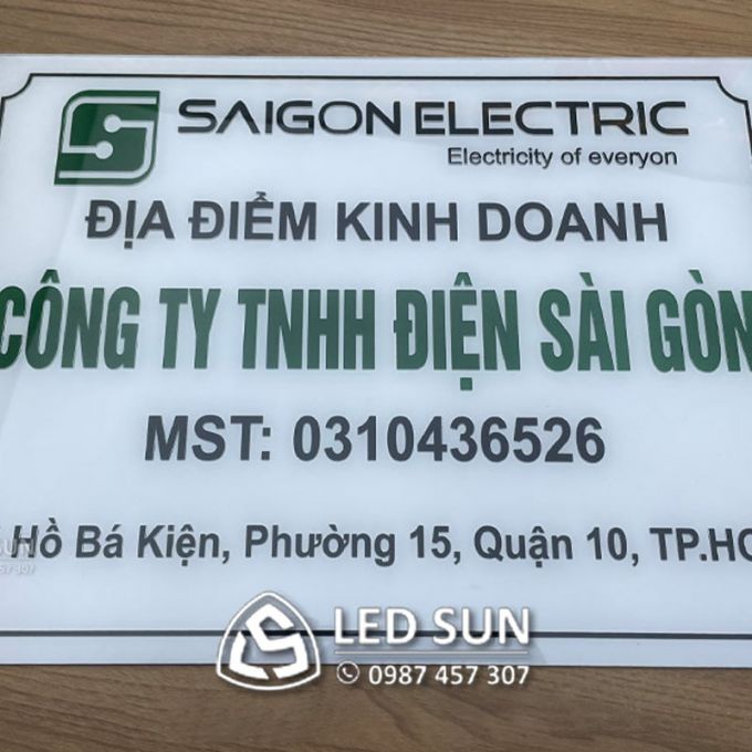 Làm Bảng Hiệu Mica Giá Rẻ Tại Tp Hồ Chí Minh