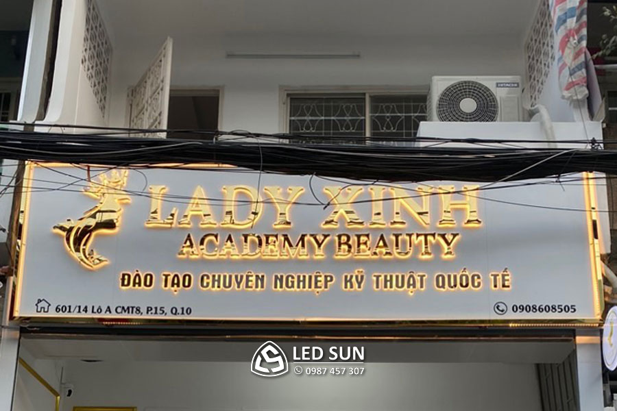 làm bảng hiệu led