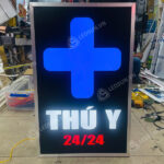 hộp đèn alu ép mica âm bản