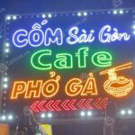 hộp đèn led quán cafe
