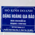 bảng tên công ty mica dán decal