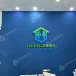 logo trong nhà