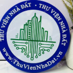 logo trong nhà