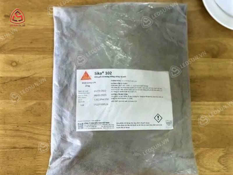 Vật liệu chống thấm Sika 102