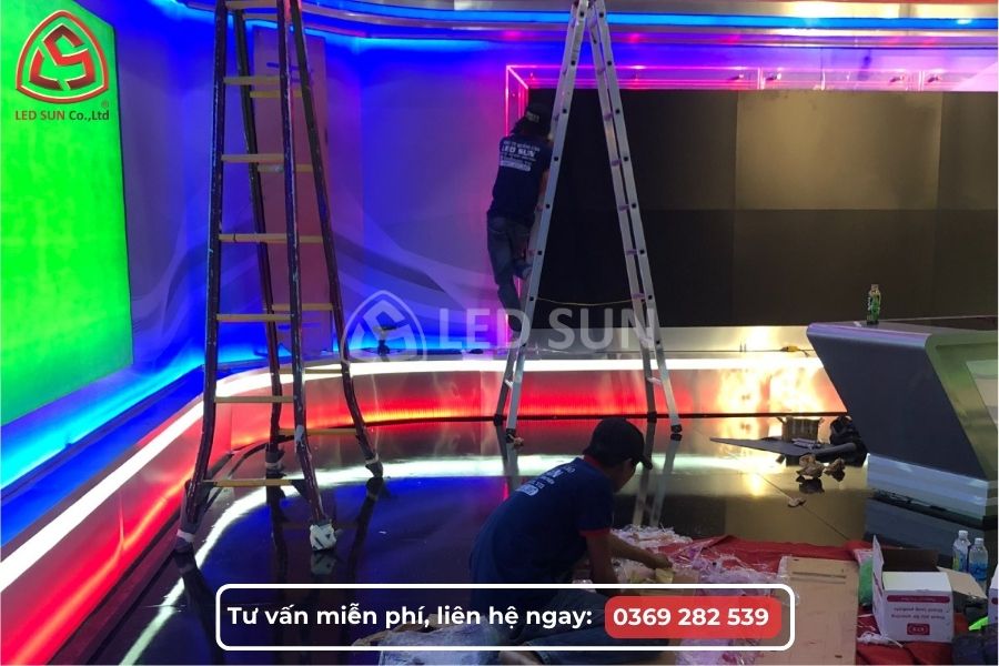 Màn hình LED P2 trong nhà ứng dụng tại trường quay đài truyền hình