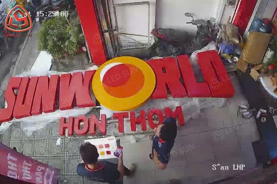 Bộ chữ Sunworld Hòn Thơm tại xưởng sản xuất Led Sun.