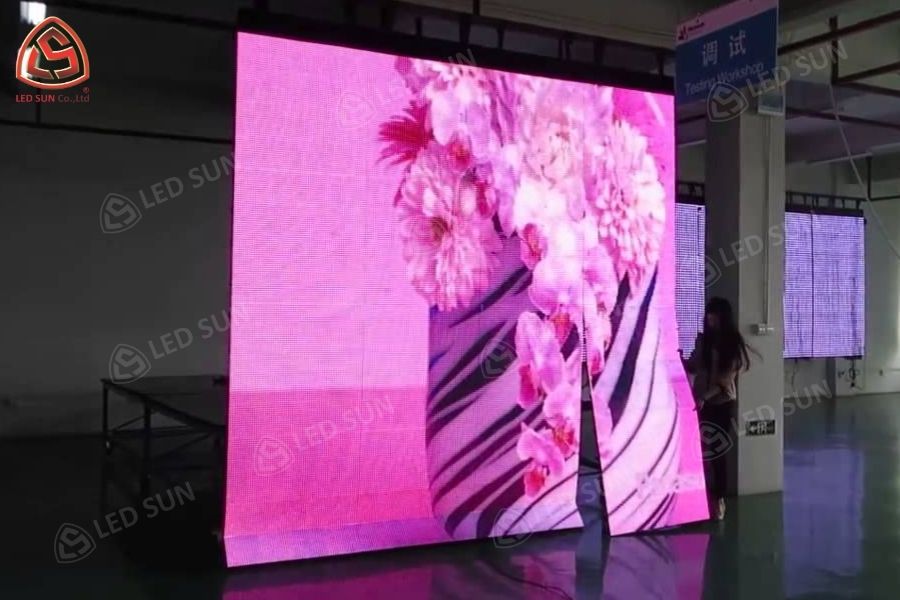 Độ sáng màn hình LED ảnh hưởng đến công suất tiêu thụ điện