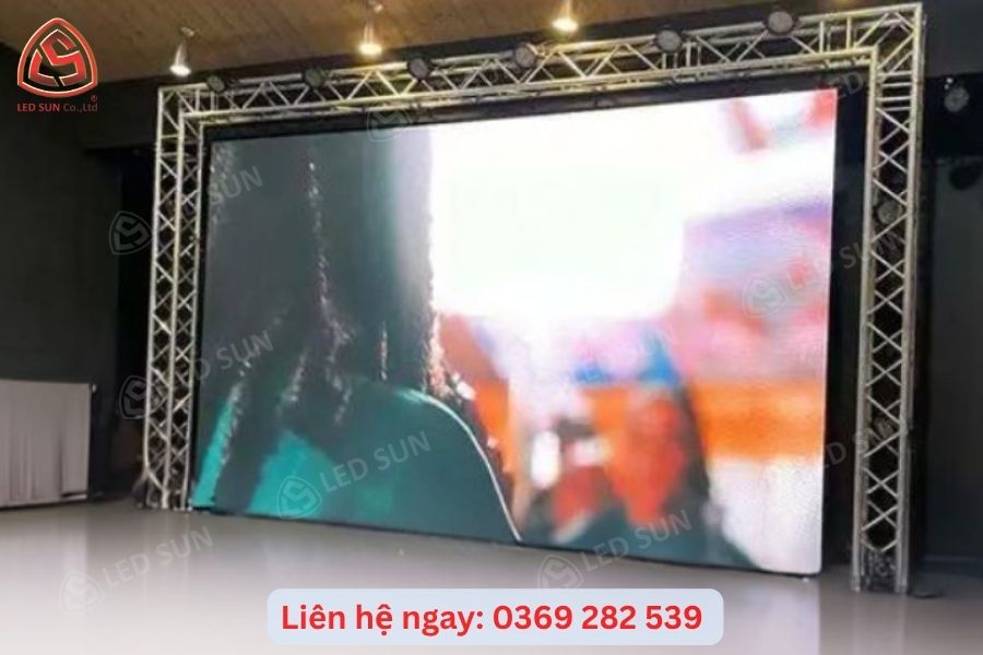 Mua màn hình LED phù hợp khi doanh nghiệp có nhu cầu sử dụng thường xuyên