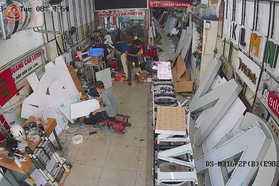 Xưởng sản xuất bộ chữ nổi Jangin.